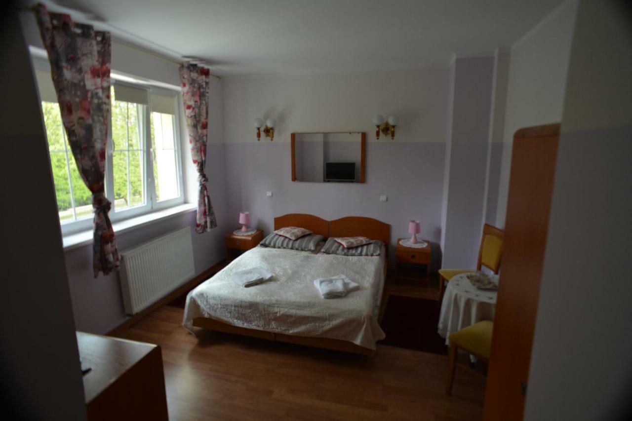 Bed and Breakfast Floryda Юрата Екстер'єр фото